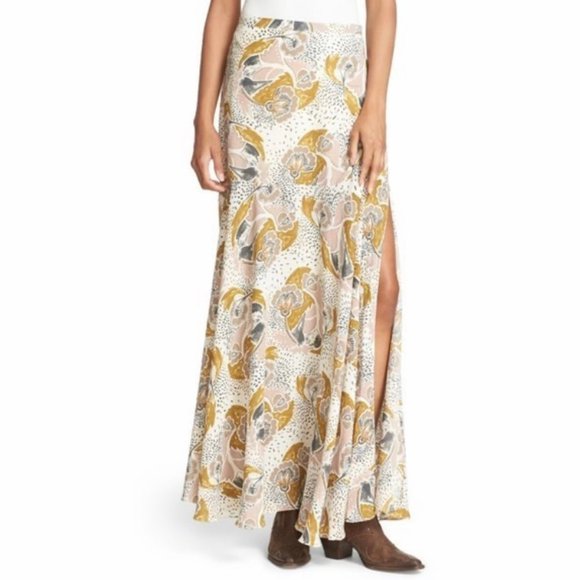 Free People Dresses & Skirts - Free People Boho Floral Crepe Maxi Skirt Size 2